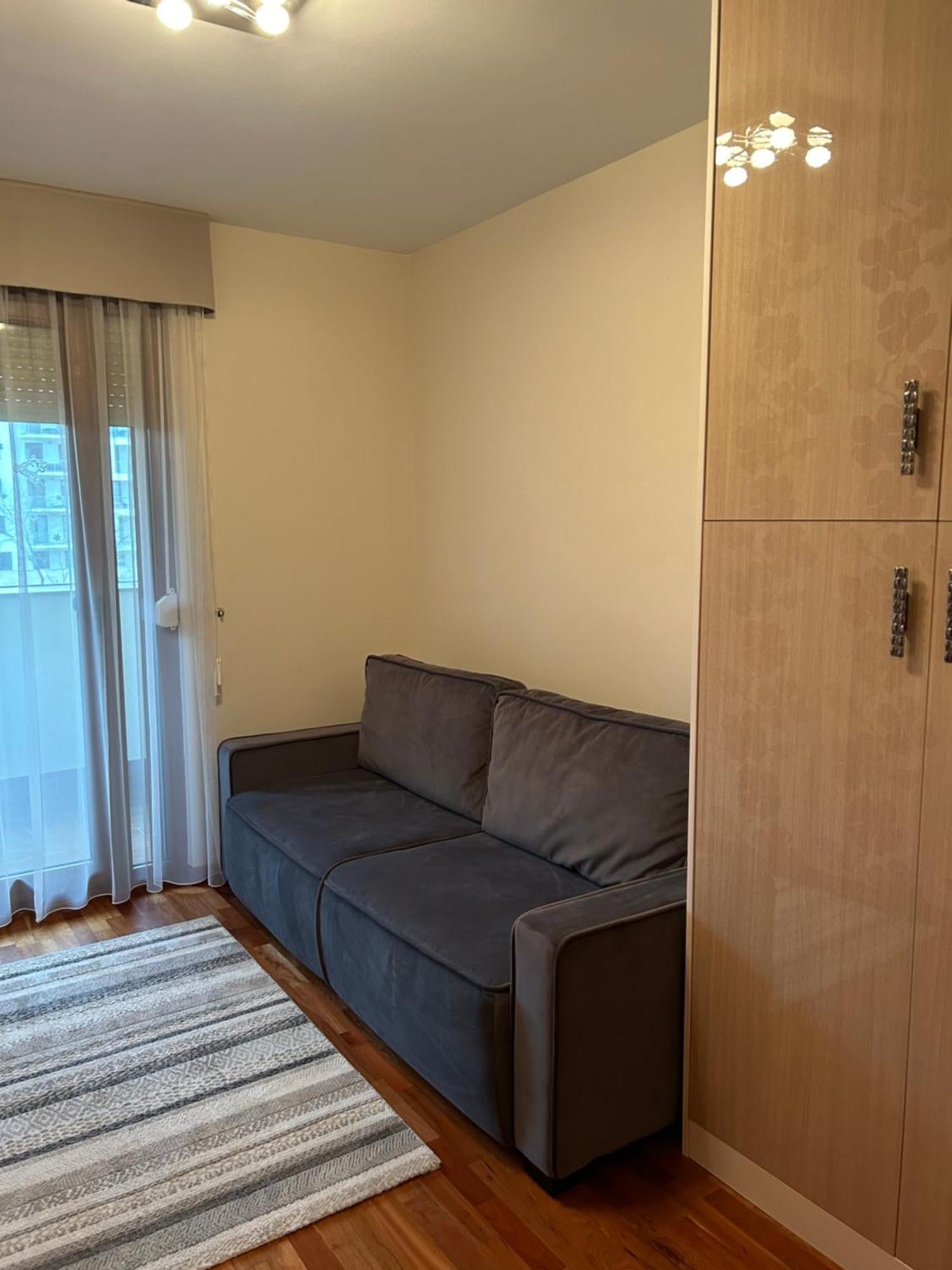 Danube Terrace Elegant With 2 Bedroom With Free Air Conditioner And Private Parking Apartment